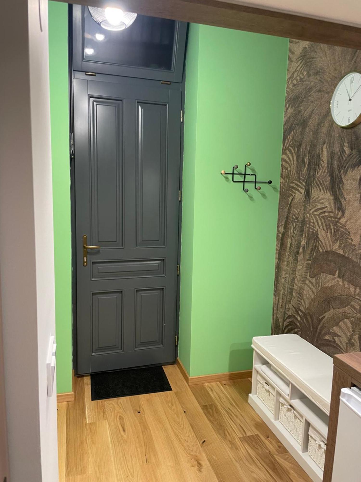 Central Apartment With 2 Bedrooms And 2 Bathrooms Oradea Dış mekan fotoğraf